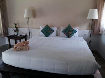 Flora I Talay Resort