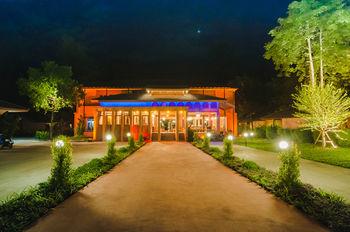Flora I Talay Resort