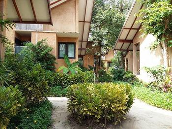 Flora I Talay Resort