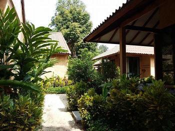 Flora I Talay Resort