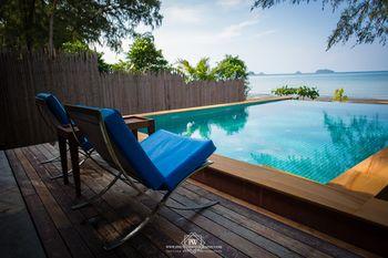 Flora I Talay Resort