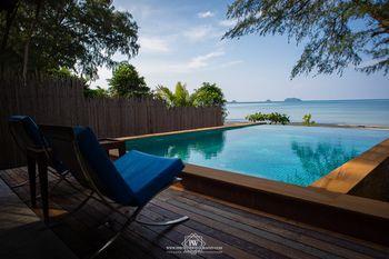 Flora I Talay Resort