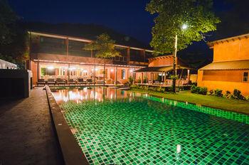 Flora I Talay Resort