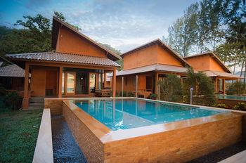 Flora I Talay Resort