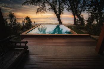 Flora I Talay Resort