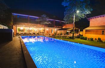 Flora I Talay Resort