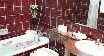 Yellow Ribbon Hills Boutique Suites