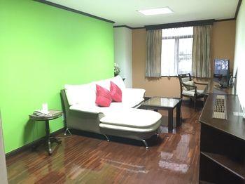 Yellow Ribbon Hills Boutique Suites