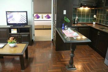 Yellow Ribbon Hills Boutique Suites