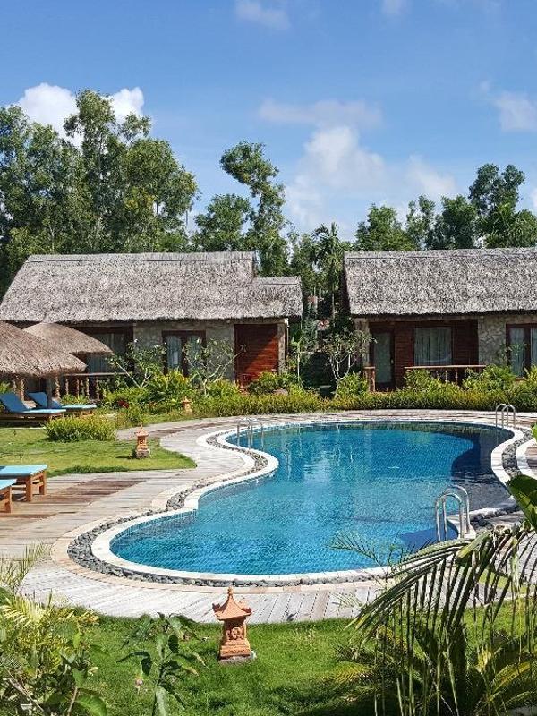 Cottage Village