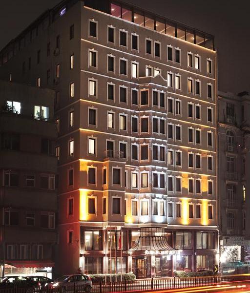 Golden Halic Hotel