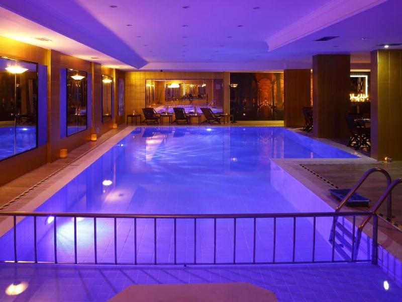 Golden Halic Hotel