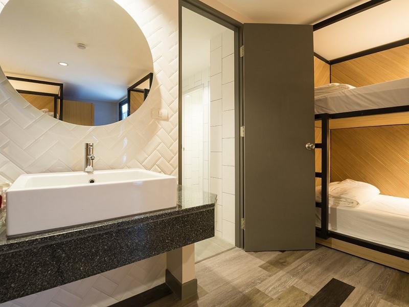 Alfresco Phuket Hotel