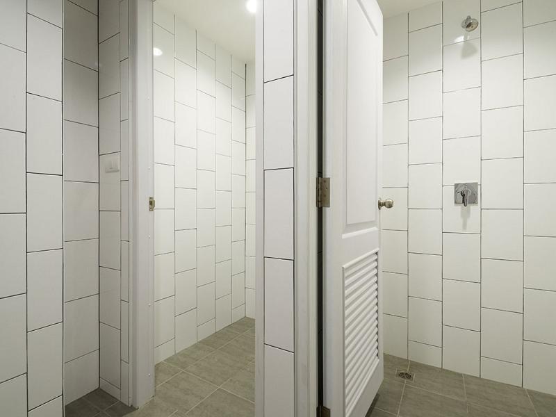 Alfresco Phuket Hotel