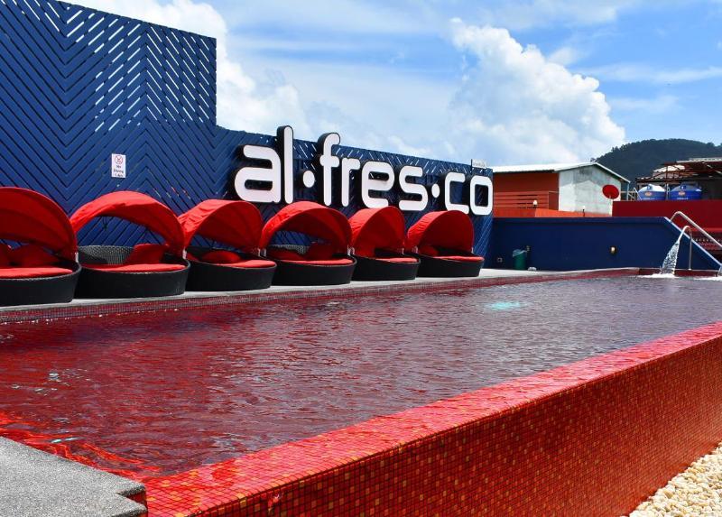 Alfresco Phuket Hotel