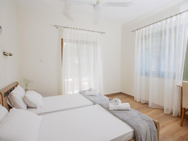 Olympos Hotel