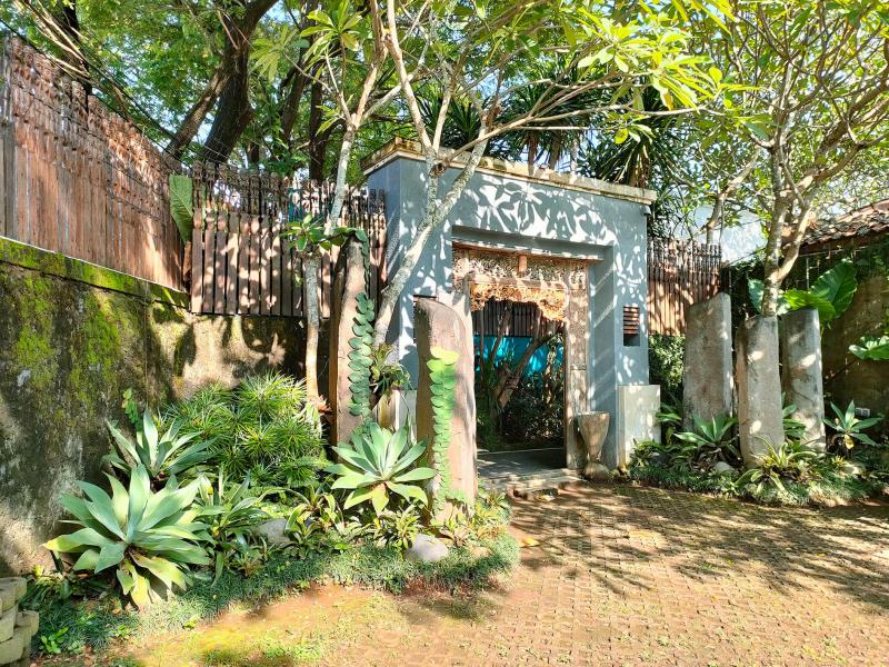 Alam Bidadari Seminyak Villas