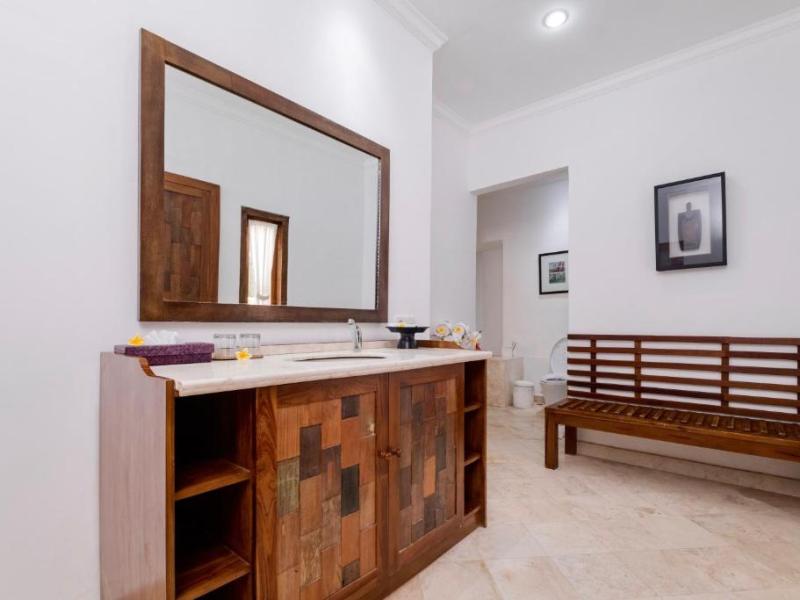 Alam Bidadari Seminyak Villas