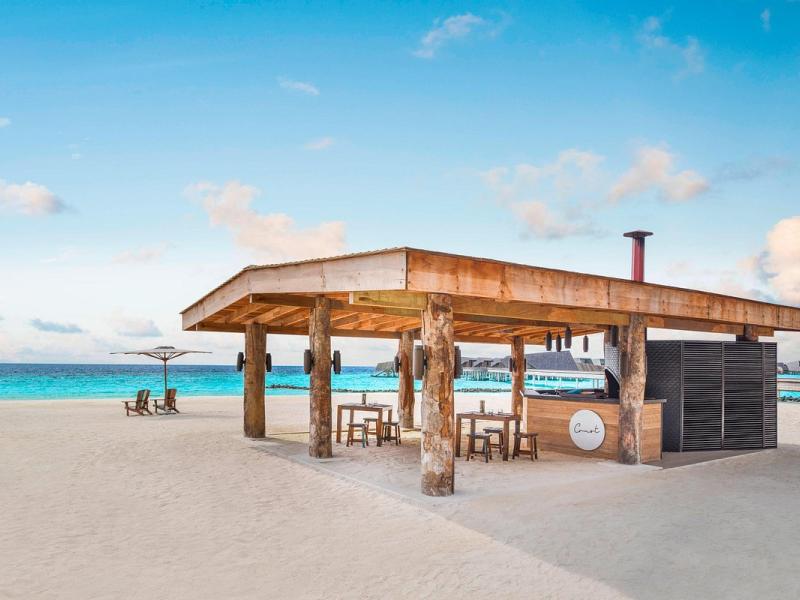 The St. Regis Maldives Vommuli Resort