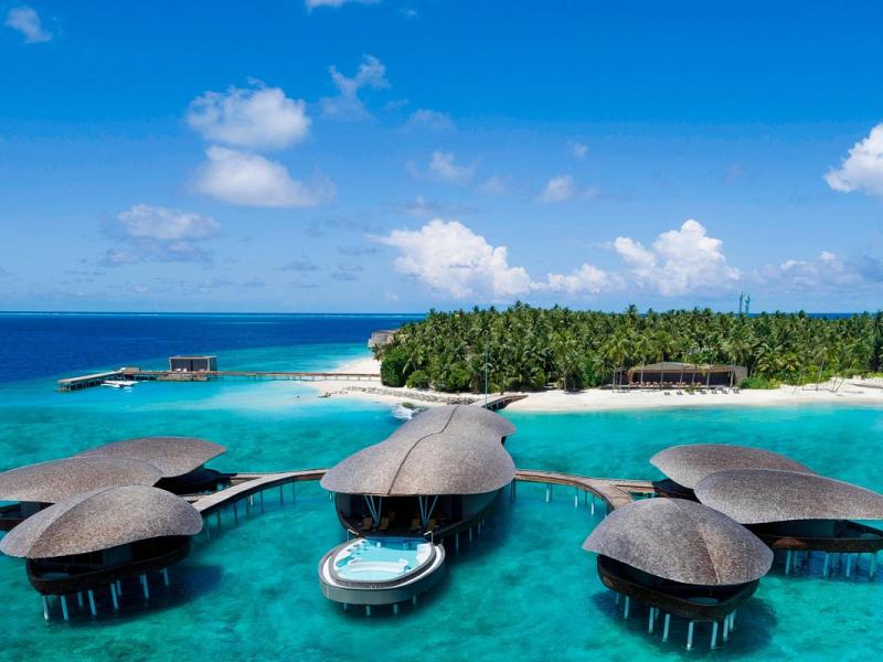 The St. Regis Maldives Vommuli Resort