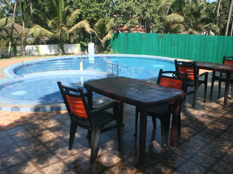 The Gulmohar Resort