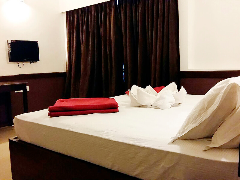 The Gulmohar Resort