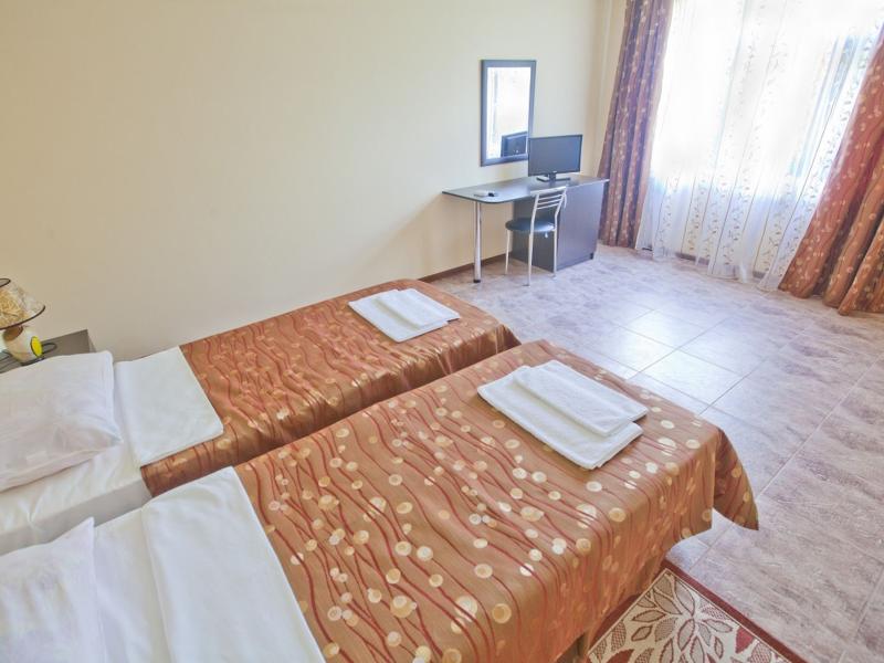 Садко (Новомихайловский)