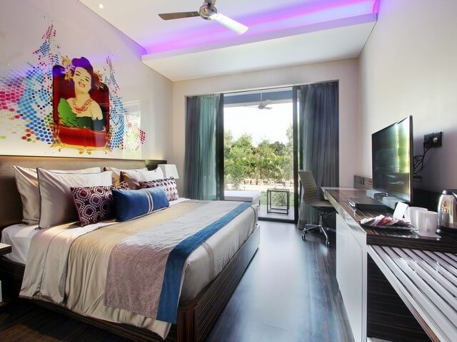 Planet Hollywood Beach Resort