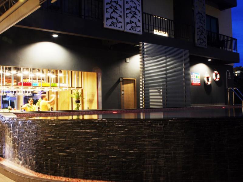 8 Icon by I Galleria Krabi