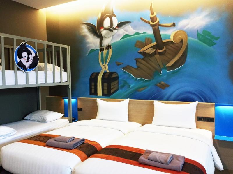 8 Icon by I Galleria Krabi