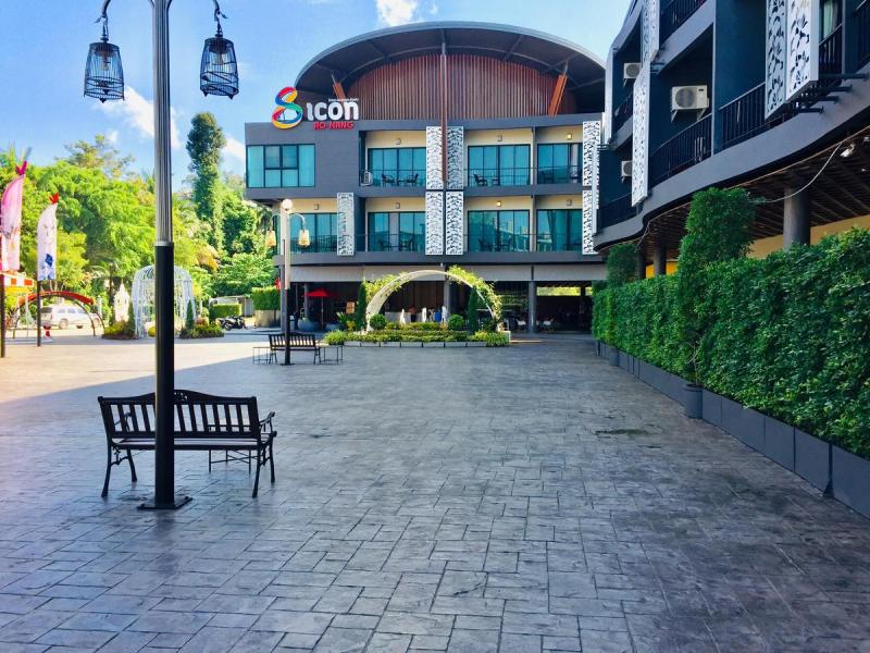 8 Icon by I Galleria Krabi