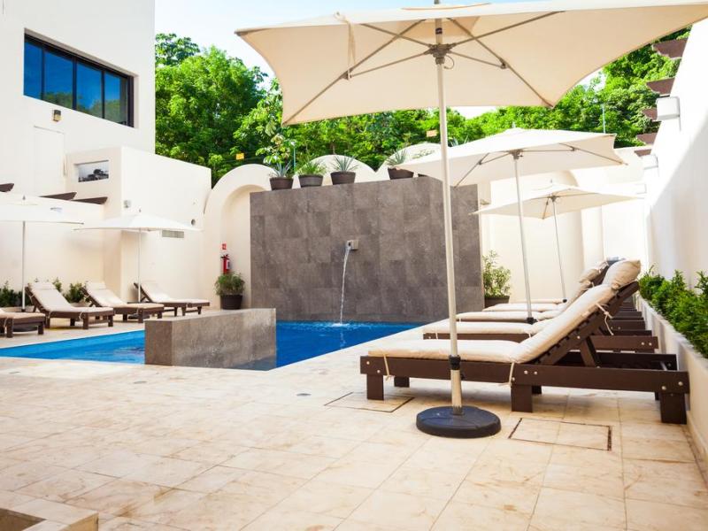 Aspira Hotel & Beach Club