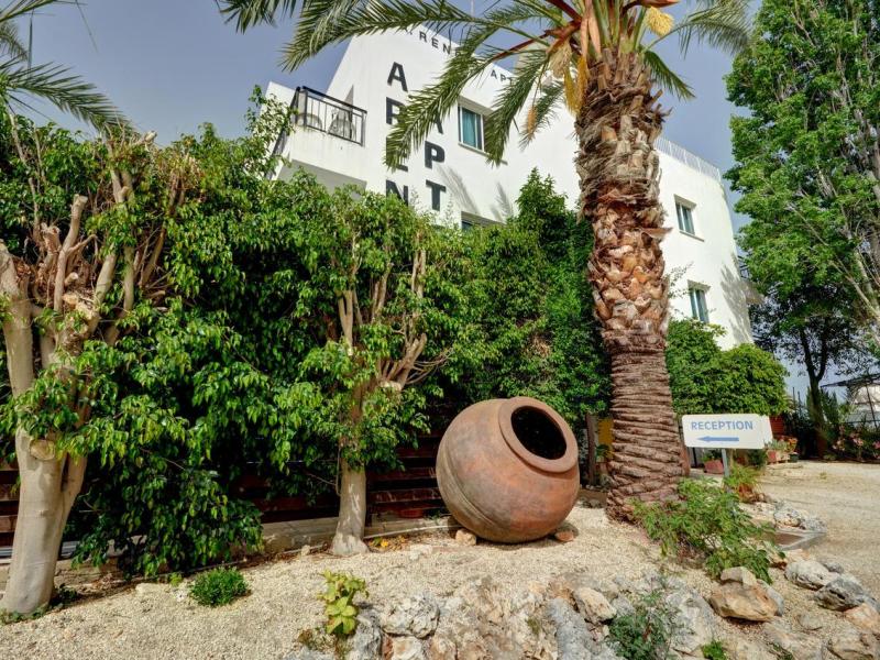 Renos Tourist Apartments