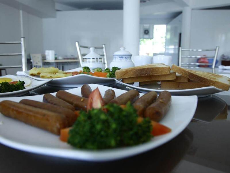 Hotel Mirissa Regent