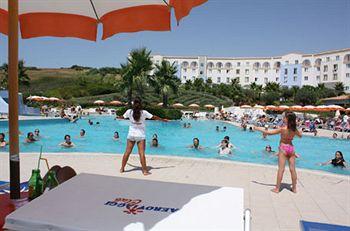 Costanza Beach Club