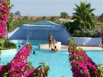 Costanza Beach Club