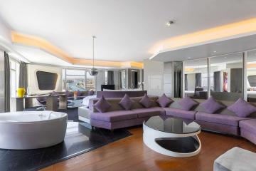 Отель V Hotel Curio Collection By Hilton ОАЭ, Бизнес Бэй, фото 26