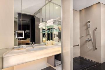 Отель V Hotel Curio Collection By Hilton ОАЭ, Бизнес Бэй, фото 40