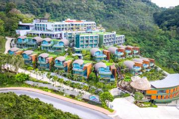 Отель Crest Resort & Pool Villas Тайланд, о Пхукет, фото 1