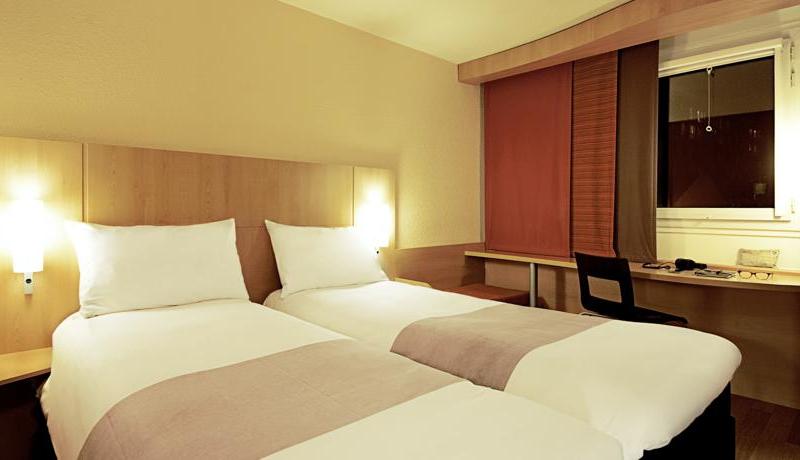 ibis Paris Canal Saint Martin