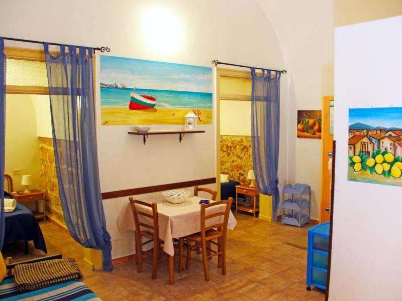 Terrasini 2000 Case Vacanza