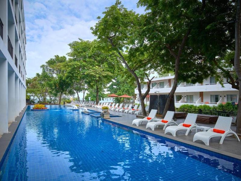 Cosy Beach Hotel