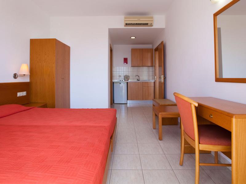 Ziakis Hotel
