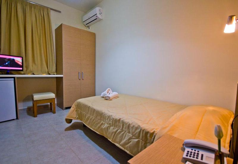 Sylvia Hotel