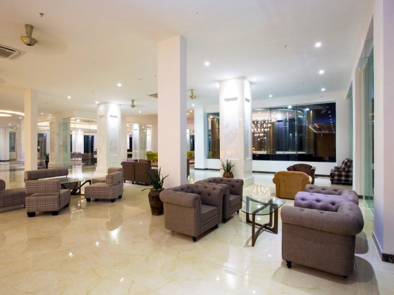 Golden Peak Resort & Spa