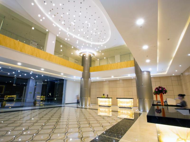 Golden Peak Resort & Spa