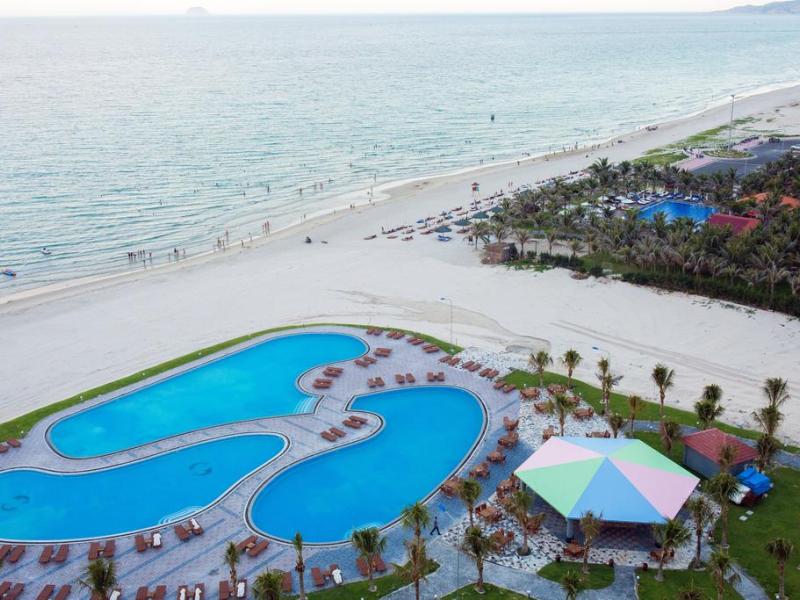 Golden Peak Resort & Spa