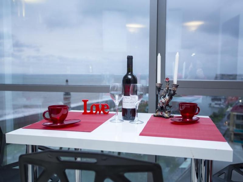 Sea Side Apart Hotel