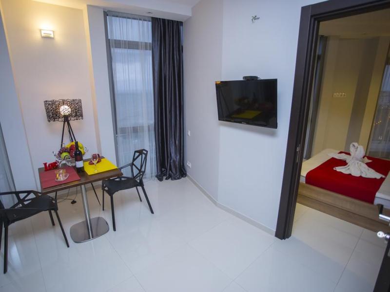 Sea Side Apart Hotel