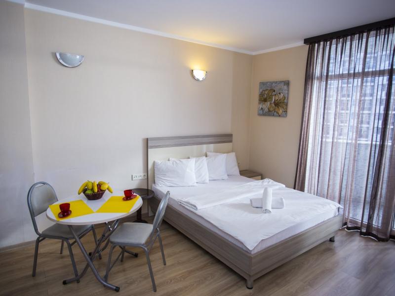 Sea Side Apart Hotel